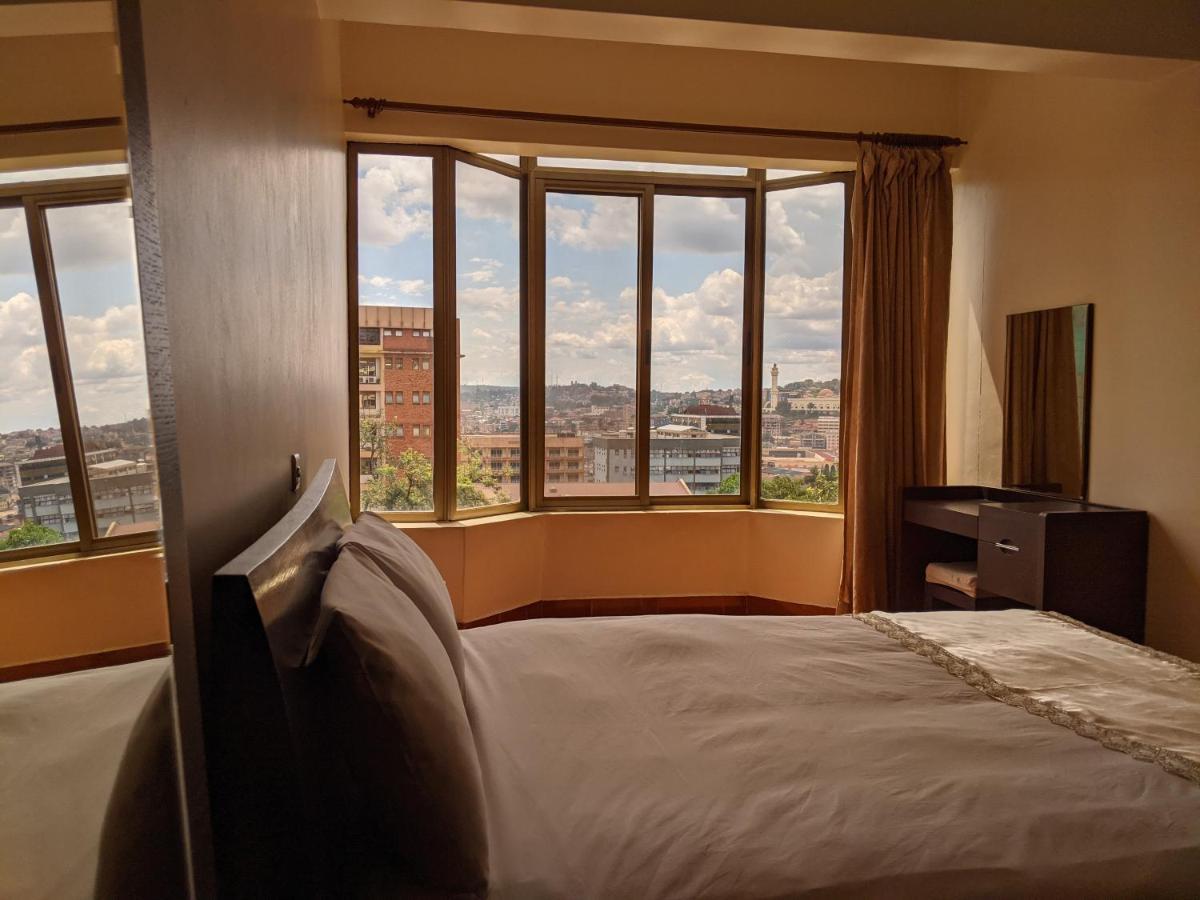 Prestige Hotel Suites Kampala Kültér fotó