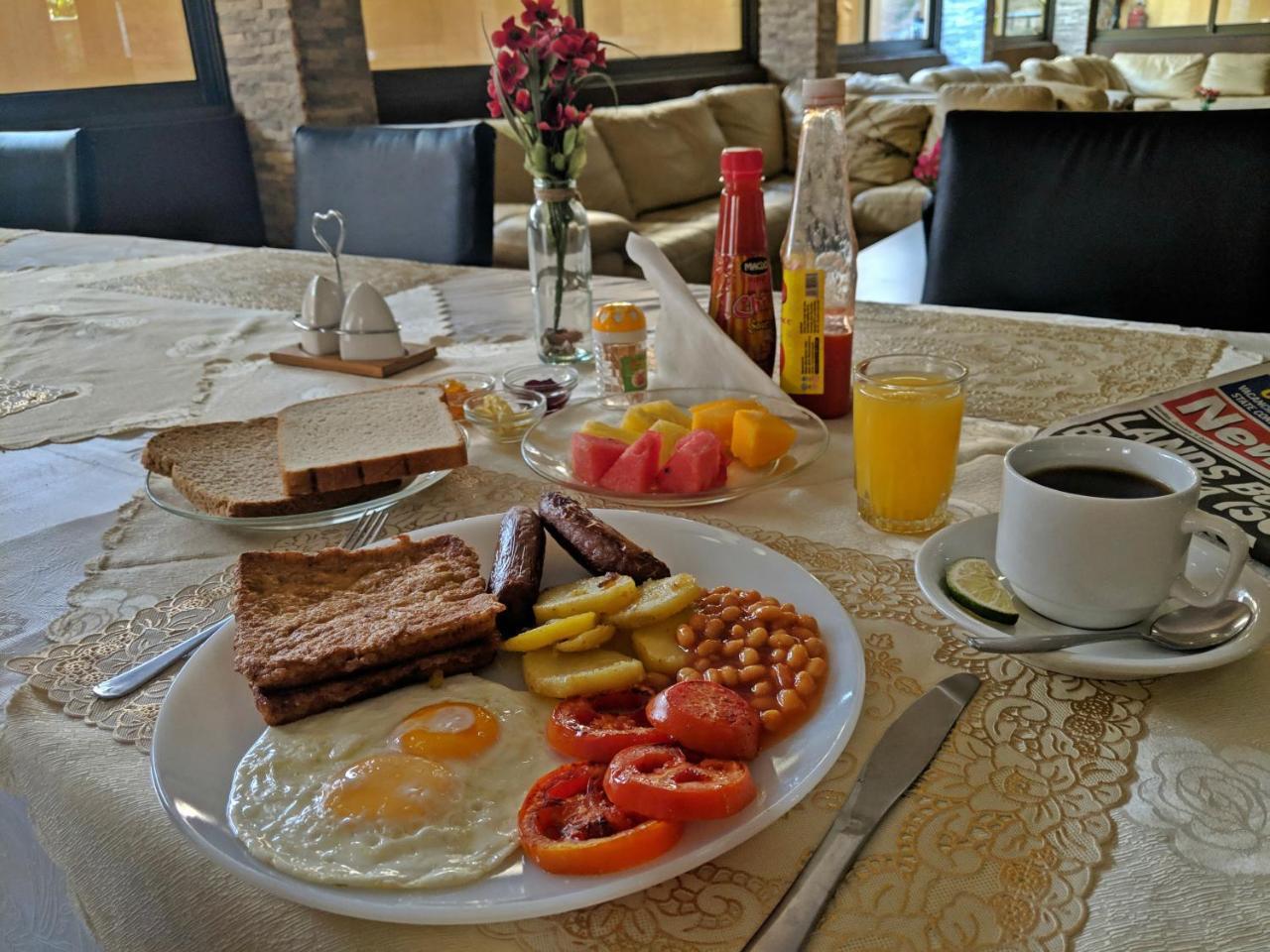 Prestige Hotel Suites Kampala Kültér fotó