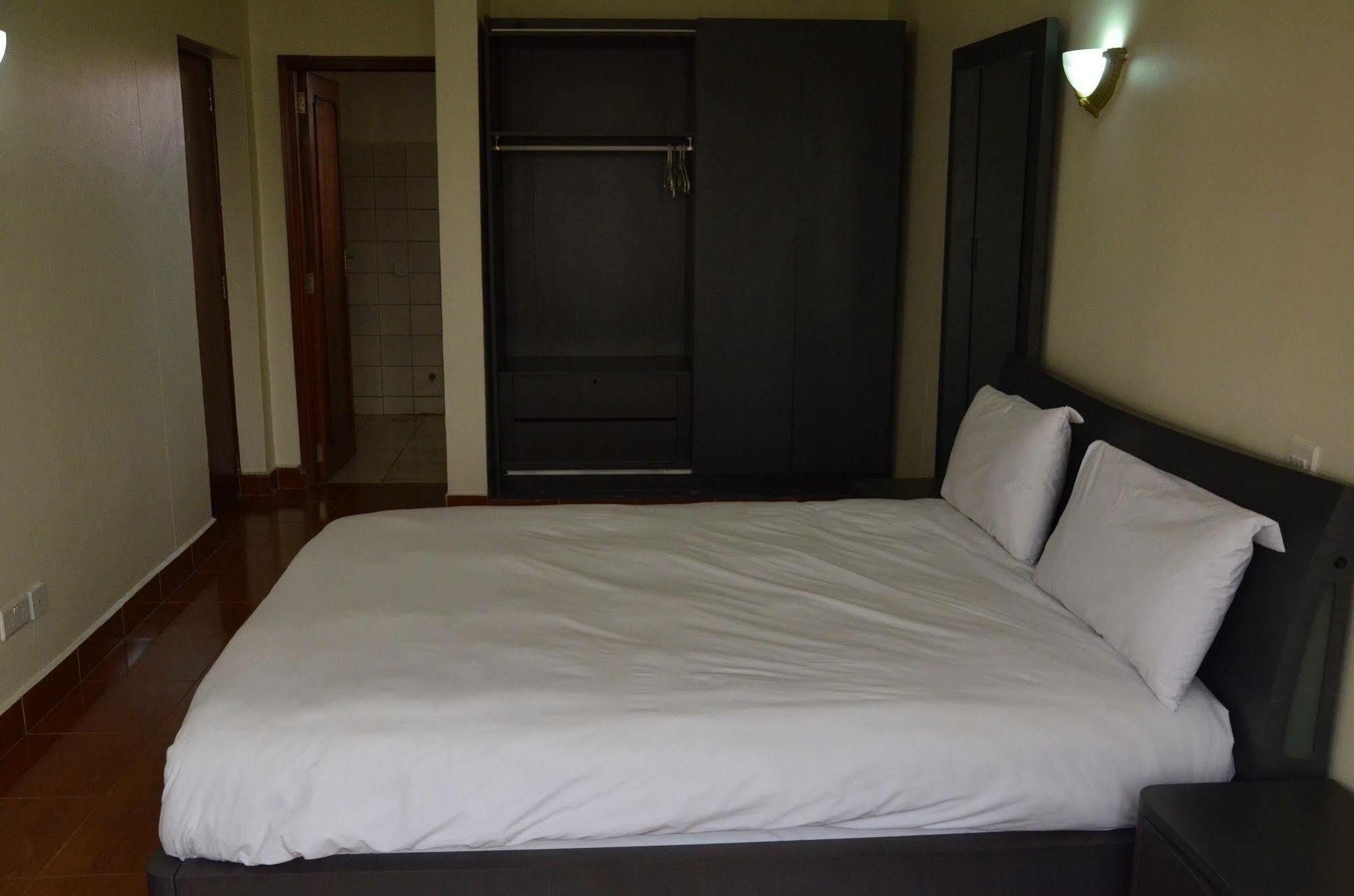 Prestige Hotel Suites Kampala Kültér fotó