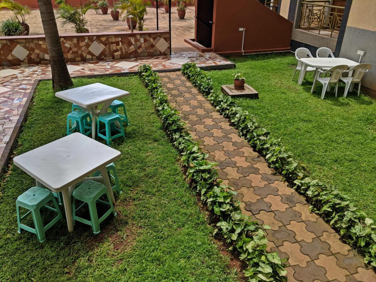 Prestige Hotel Suites Kampala Kültér fotó